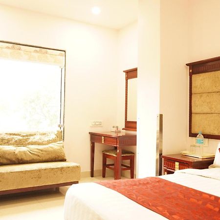 Hotel Eleven Heights ,Bhopal Exterior photo