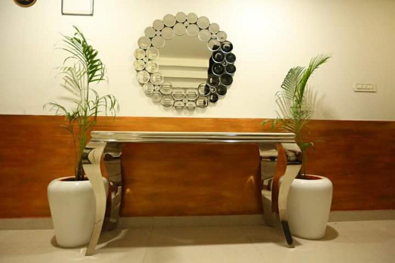Hotel Eleven Heights ,Bhopal Exterior photo